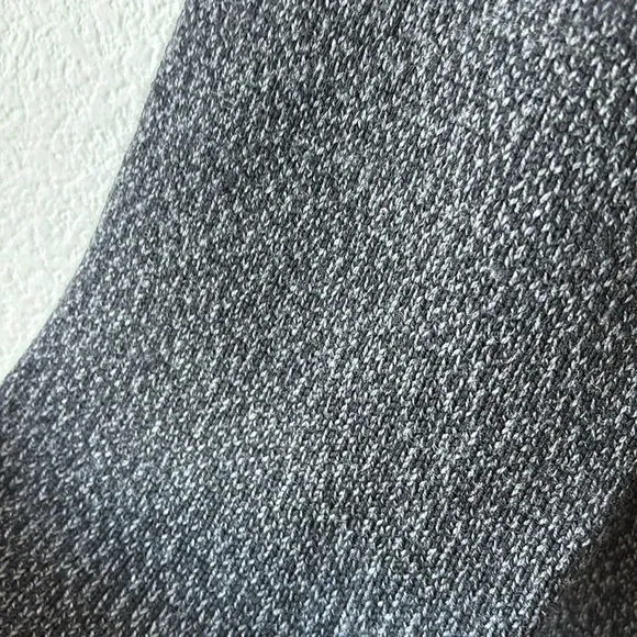 Theory maroon wool Crewneck Sweater in Charcoal - Picture 6 of 8